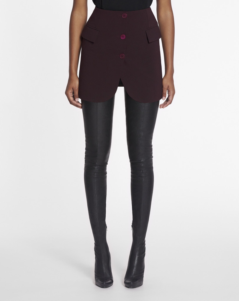 JUPE COURTE À TAILLE HAUTE