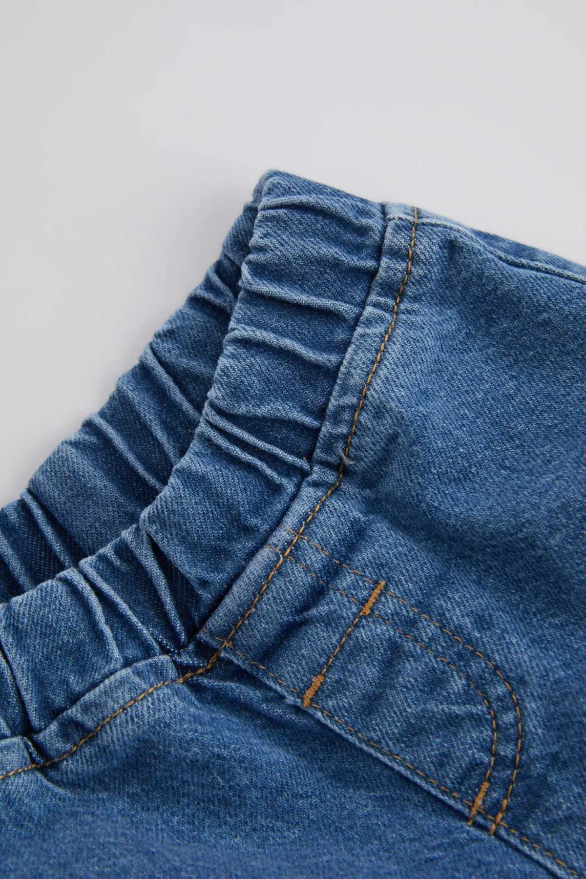 DeFacto  Baby-Jungen-Hose mit normaler Passform