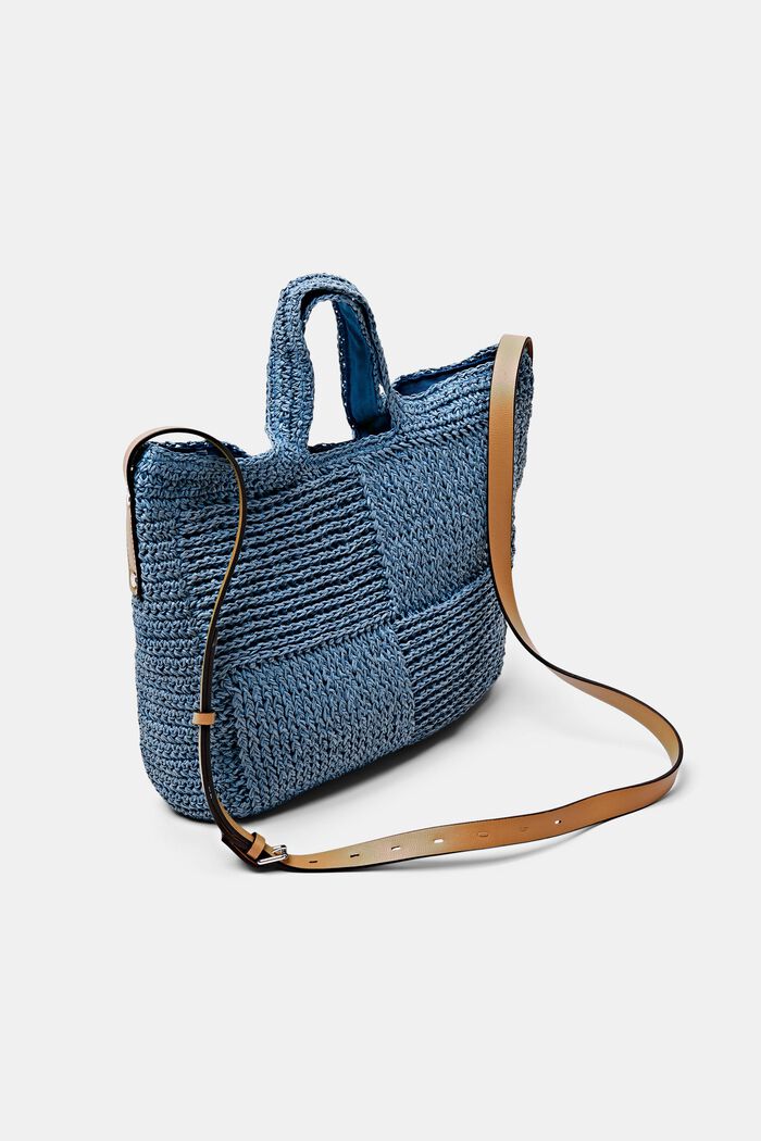 Basttasche aus Webstoff mit Details in Lederoptik