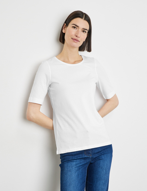 Nachhaltiges T-Shirt mit satiniertem Ausschnitt