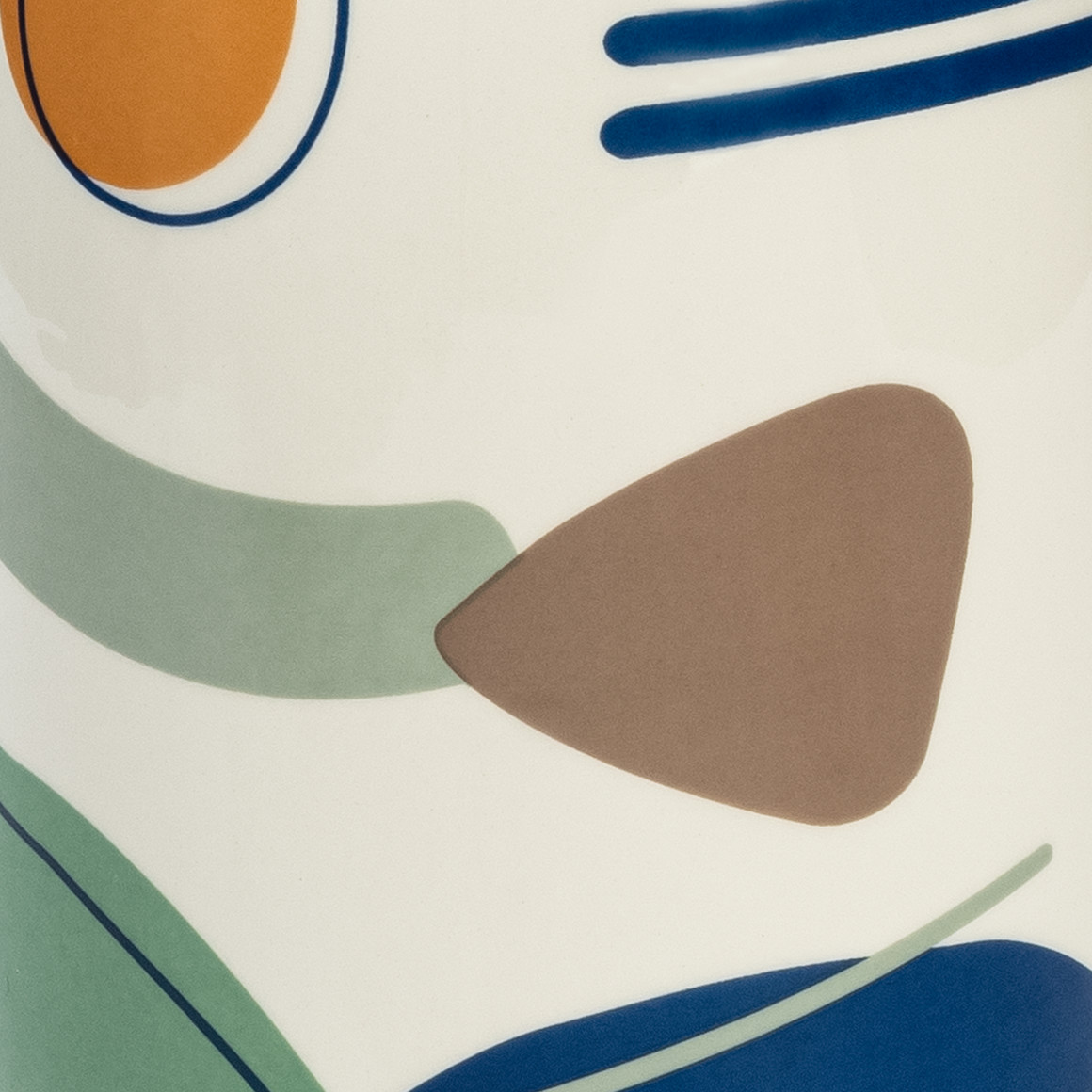 Große Vase im modernen Design