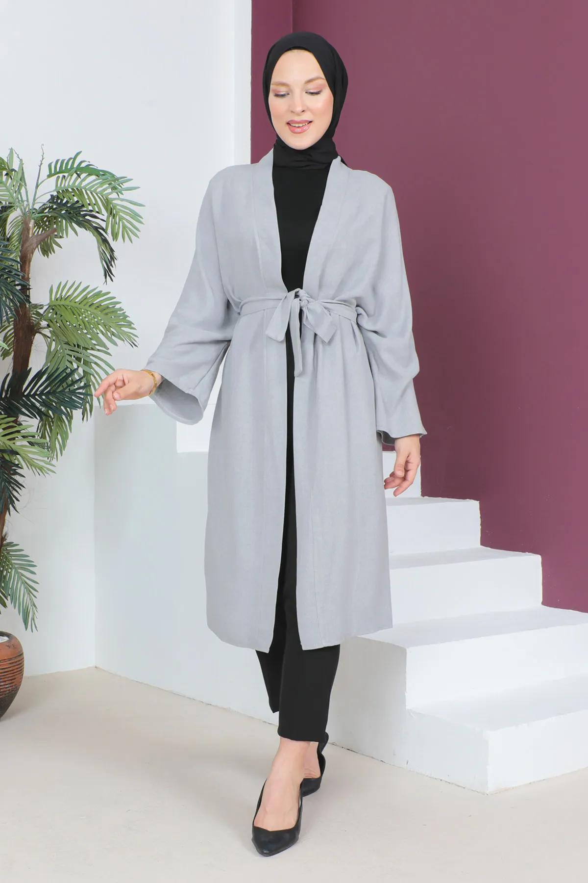 Tesettür Dünyası  Kimono mit Taillengürtel TSD230513 Grau