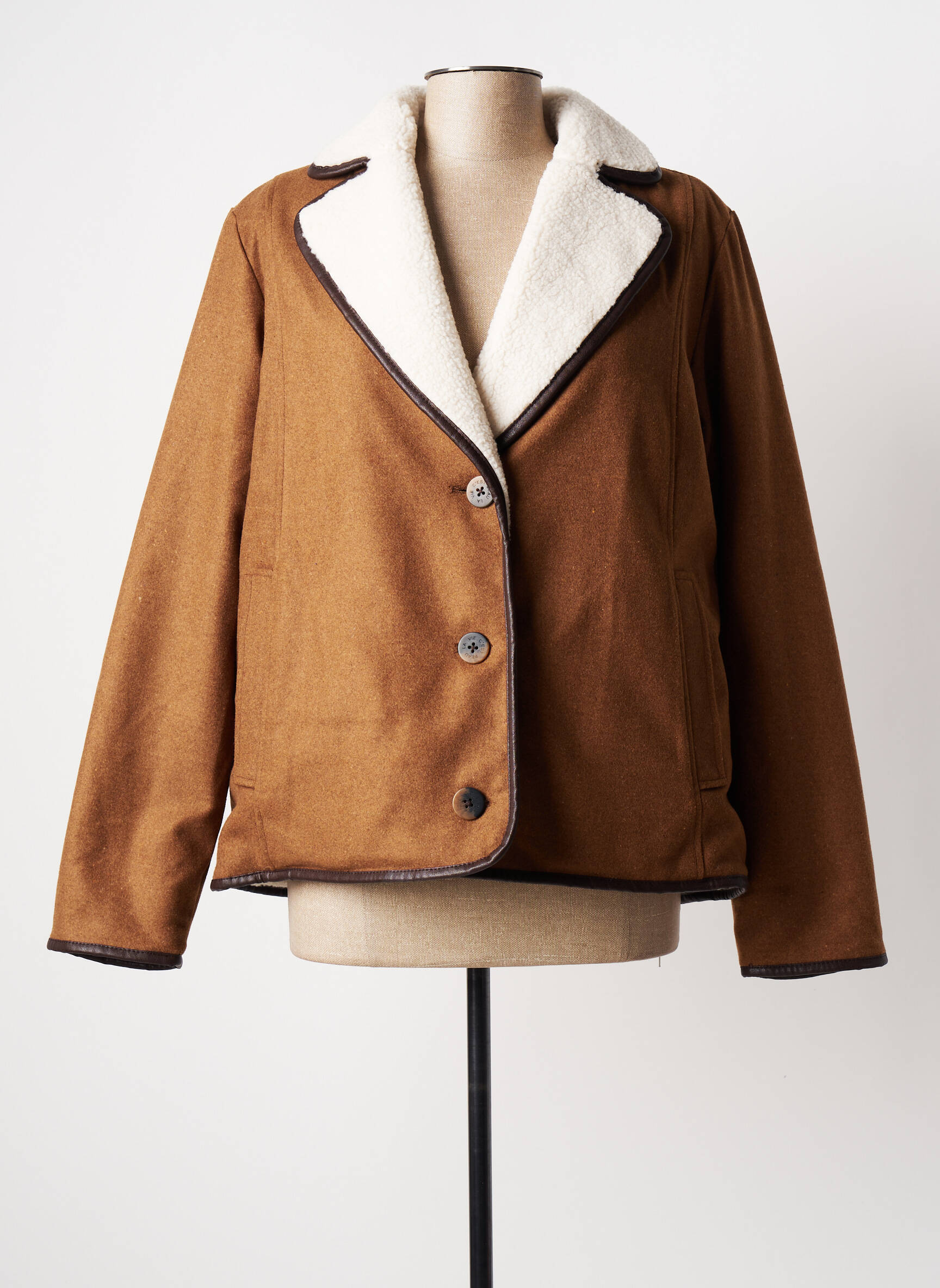 C Est Beau La Vie Manteaux Courts Femme couleur marron