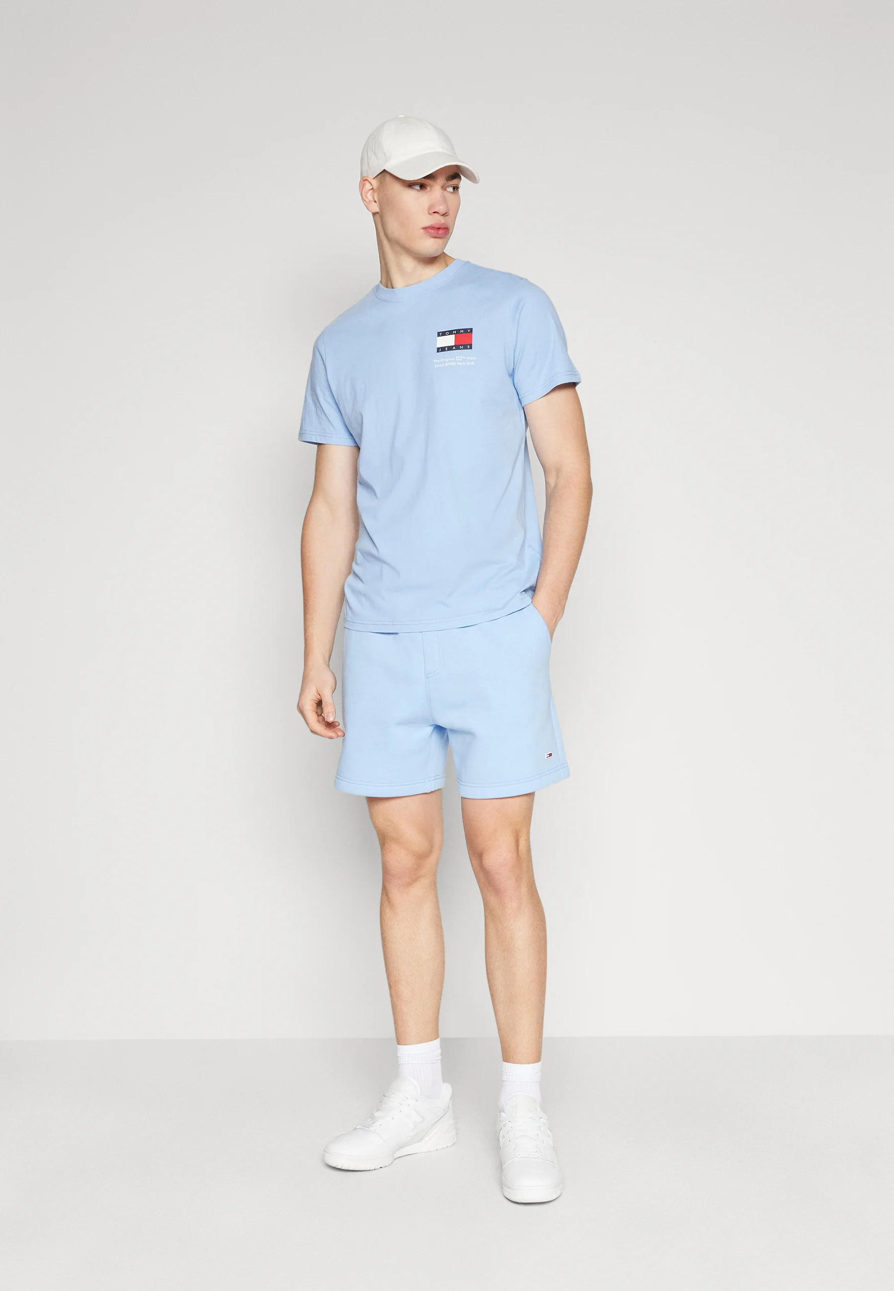 Tommy Jeans SLIM ESSENTIAL FLAG - Camiseta con estampado