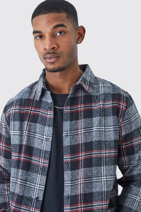 Tall langärmliges kariertes Overshirt