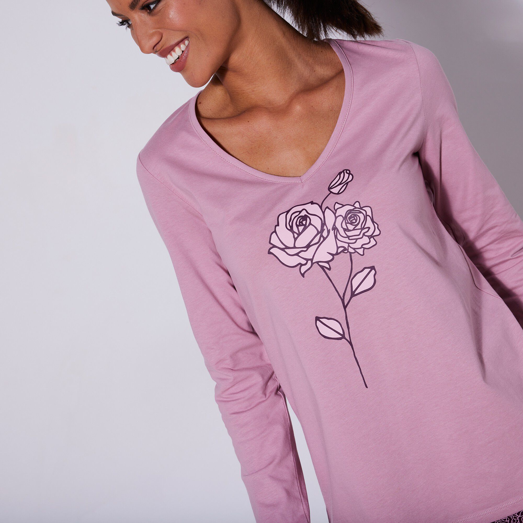Pyjama en coton manches longues imprimé roses