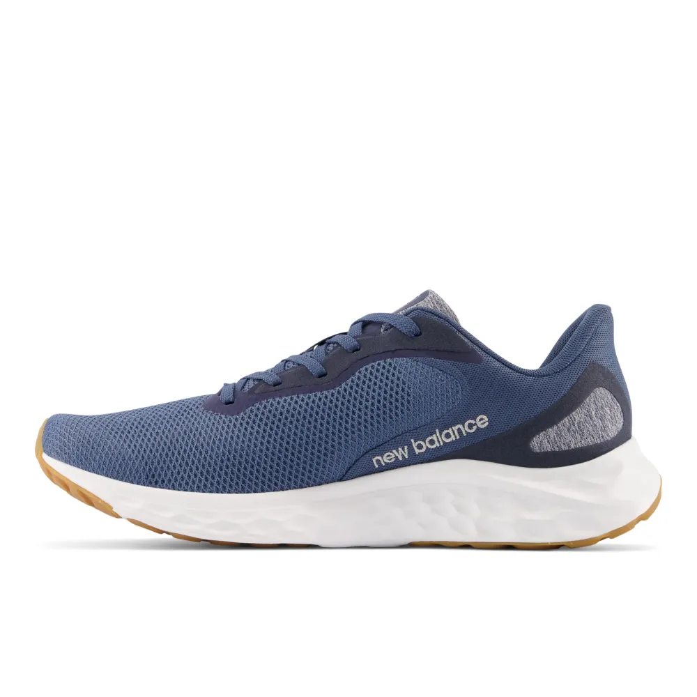 New Balance Fresh Foam Arishi v4 MARISEB4 / blau
