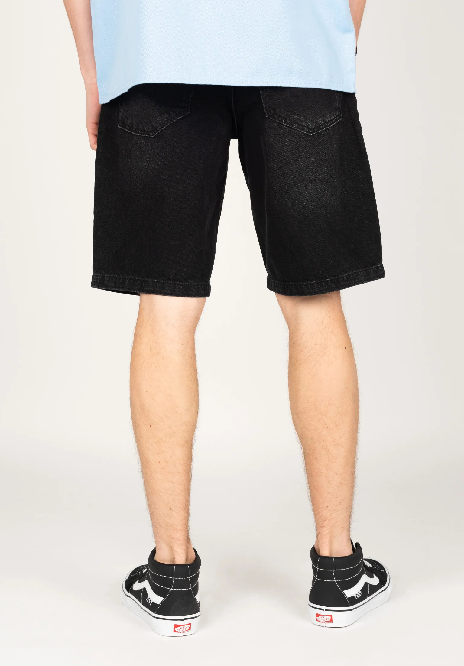 Solid Short
