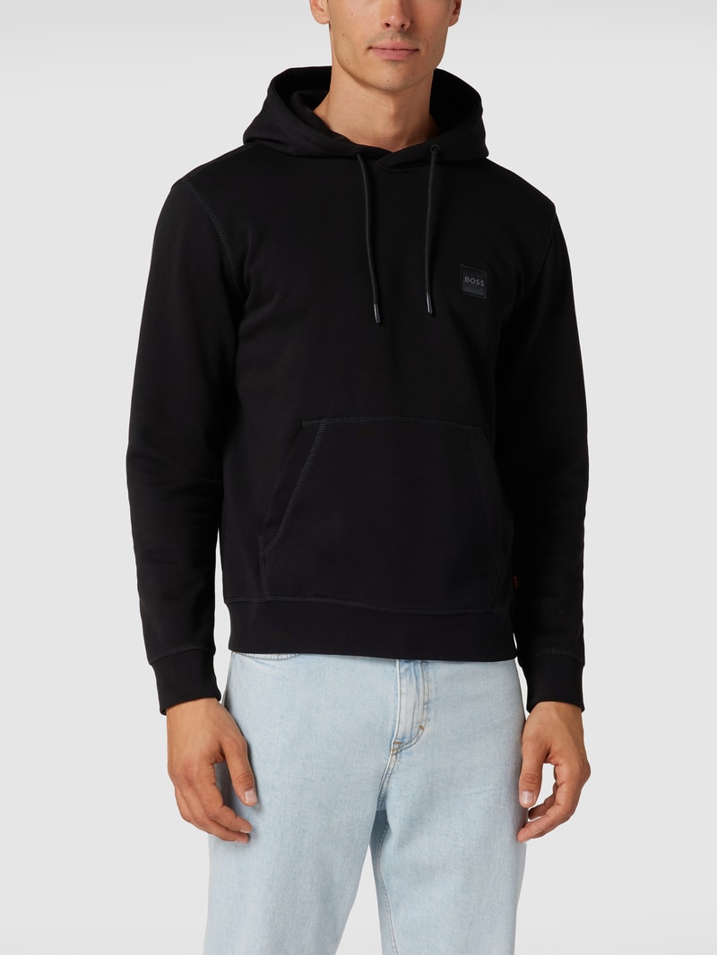 Hoodie mit Label-Detail und Känguru-Tasche Modell 'WETALK' in schwarz