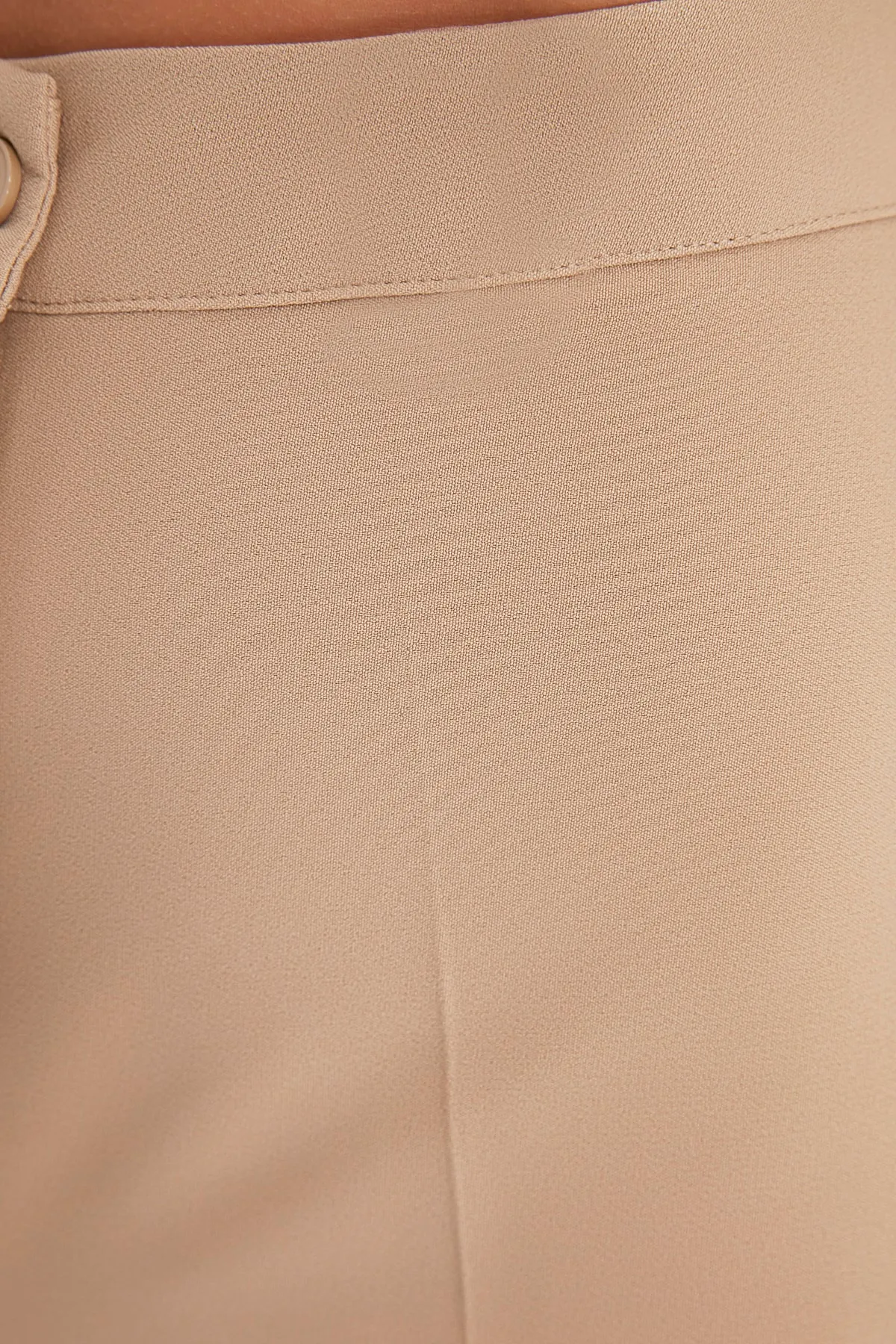 Trendyol Collection  Nerzfarbene gerade/gerade geschnittene gewebte Hose TWOAW21PL0617