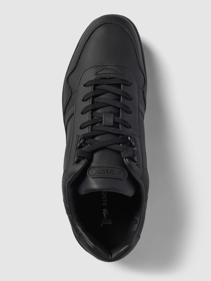 Sneaker in unifarbenem Design mit Label-Stitching in weiß