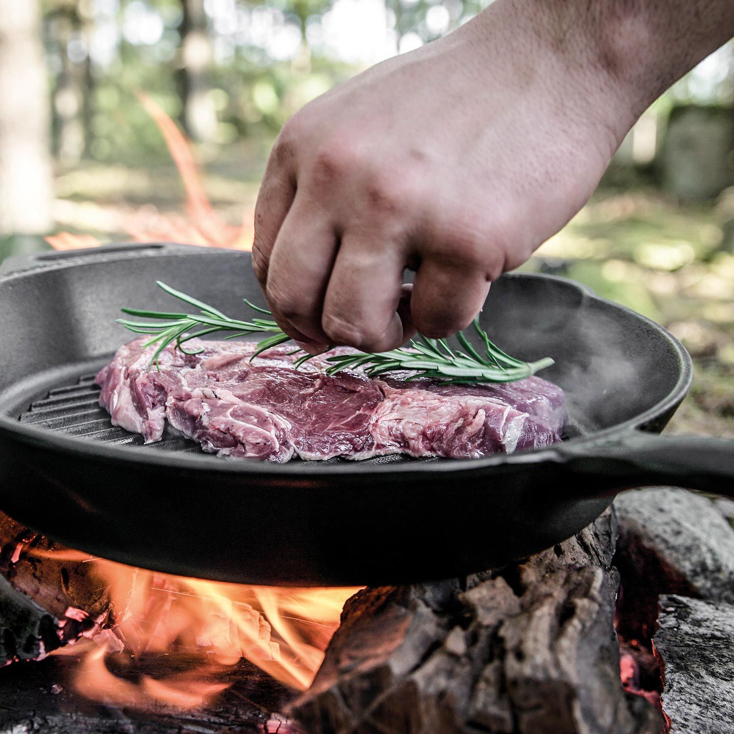 Grill-Feuerpfanne mit Stiel
