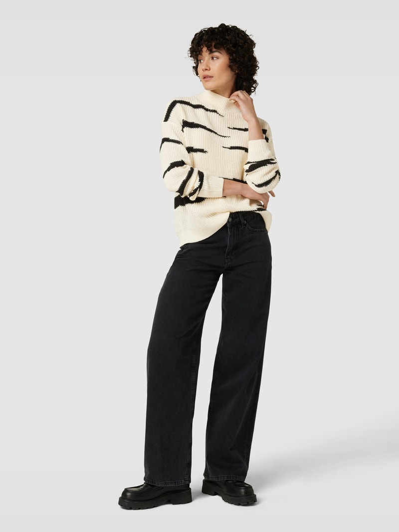 Strickpullover mit Turtleneck Modell 'LUANA' in offwhite