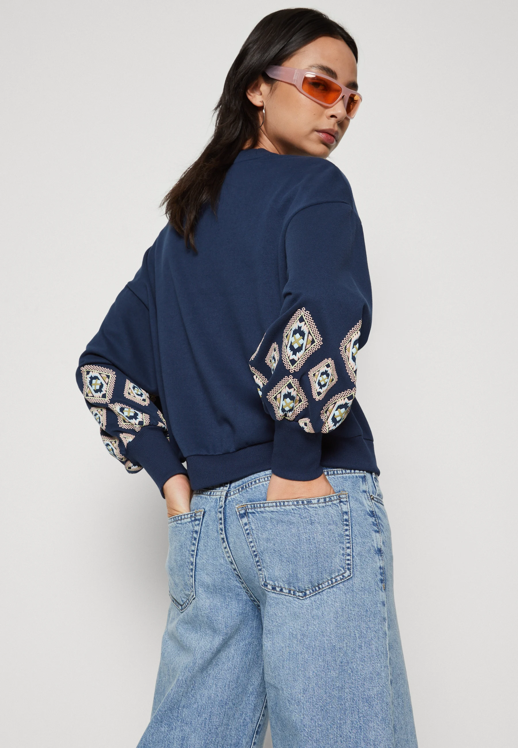 ONLY Petite ONLBROOKE O NECK - Sudadera