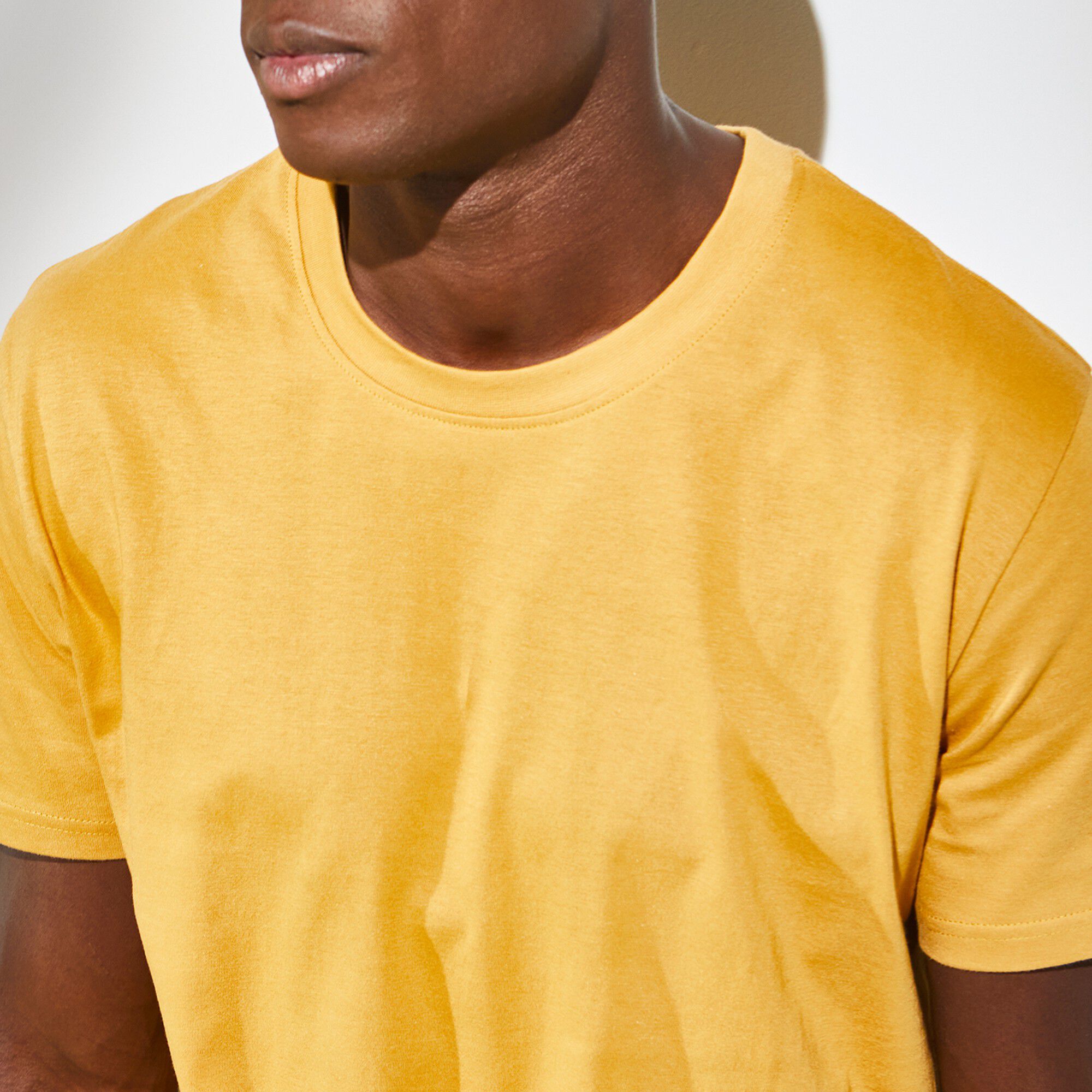 T-shirt col rond manches courtes