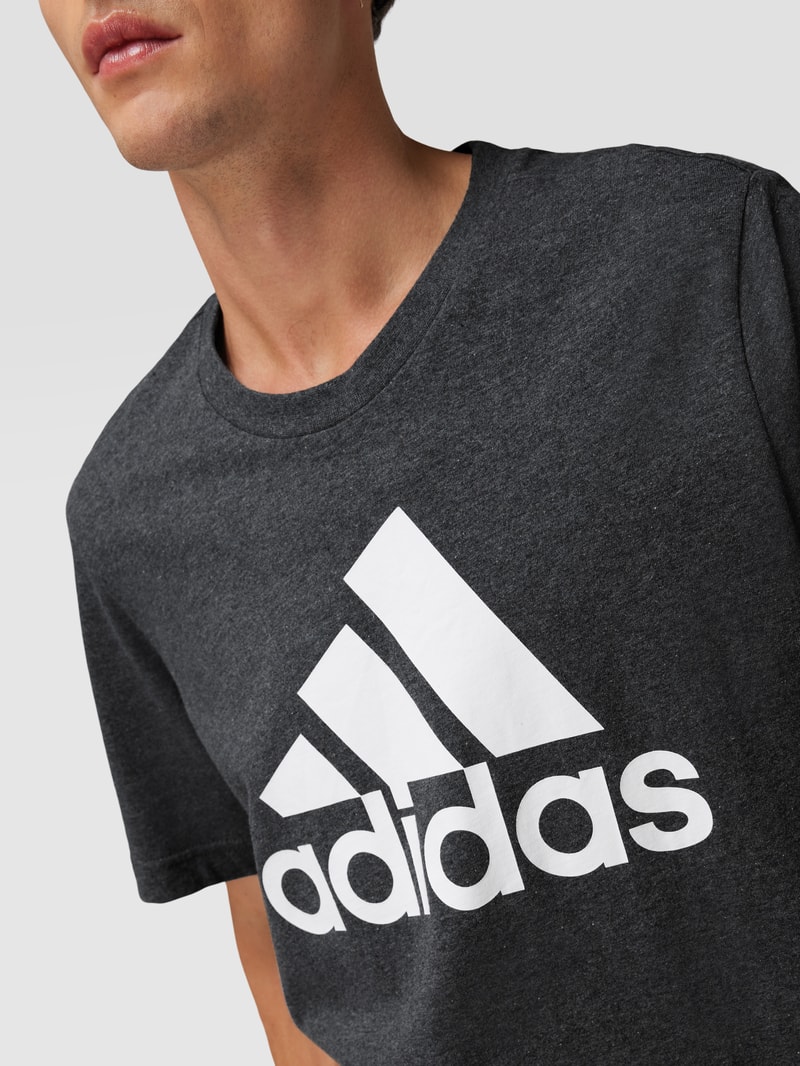 T-Shirt mit Label-Print in graphit