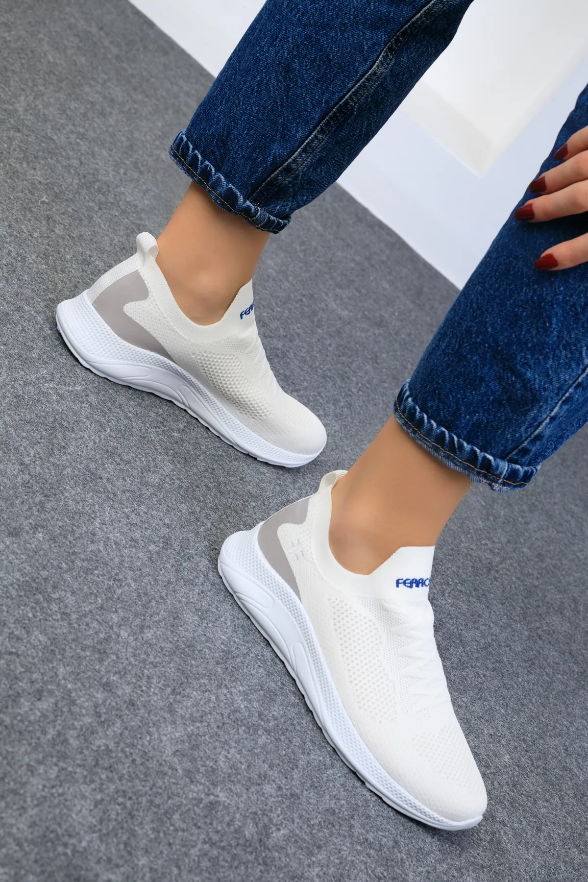 SOHO  Weiße Damen Sneakers 16979
