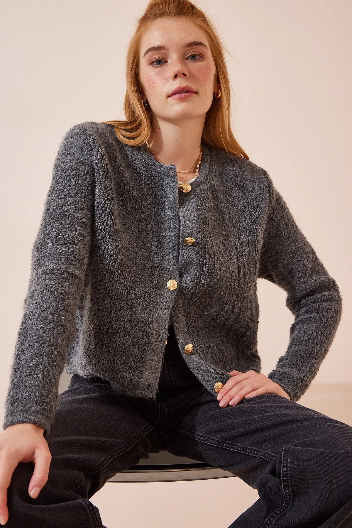 Happiness İstanbul  Anthrazitfarbene Bouclé-Strickjacke für Damen, Cardigan YY00117