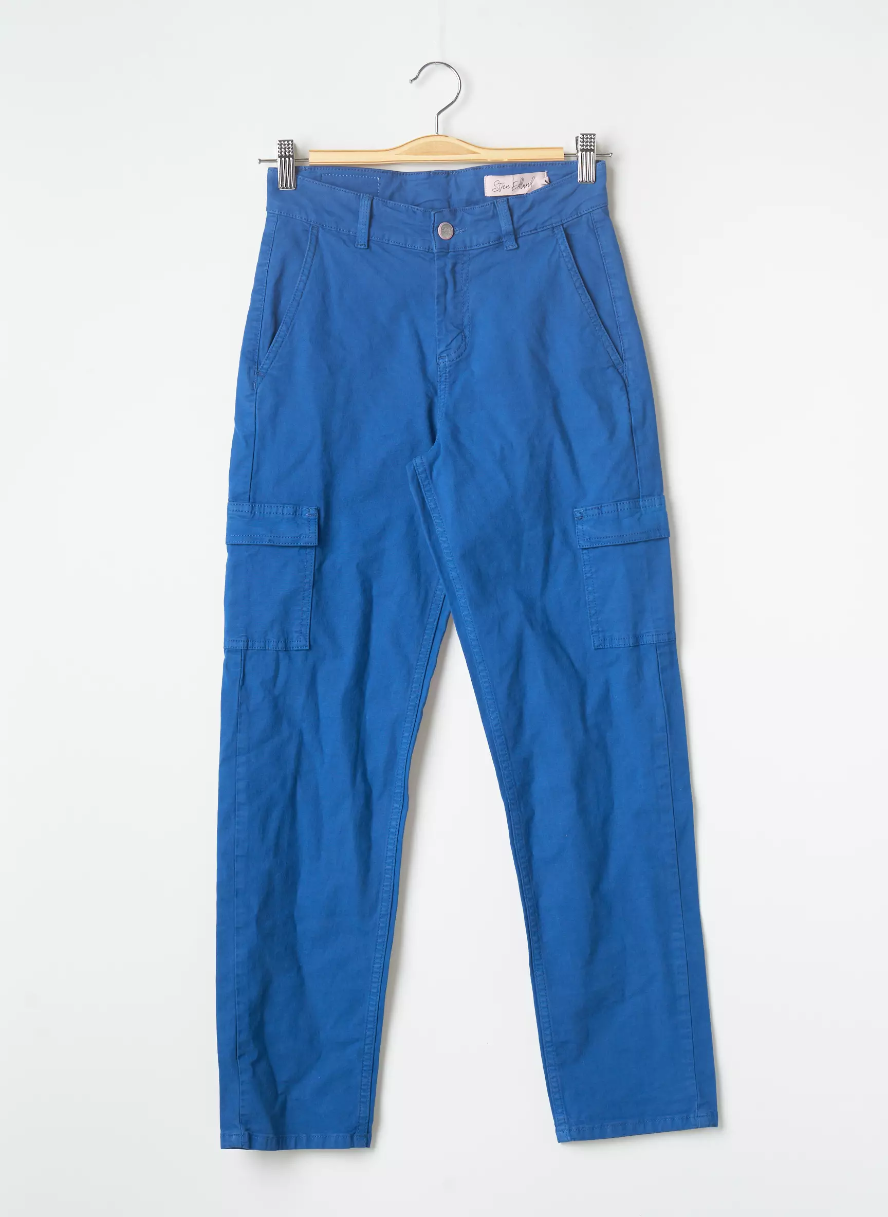 Stien Edlund Pantalons Cargo Femme couleur bleu