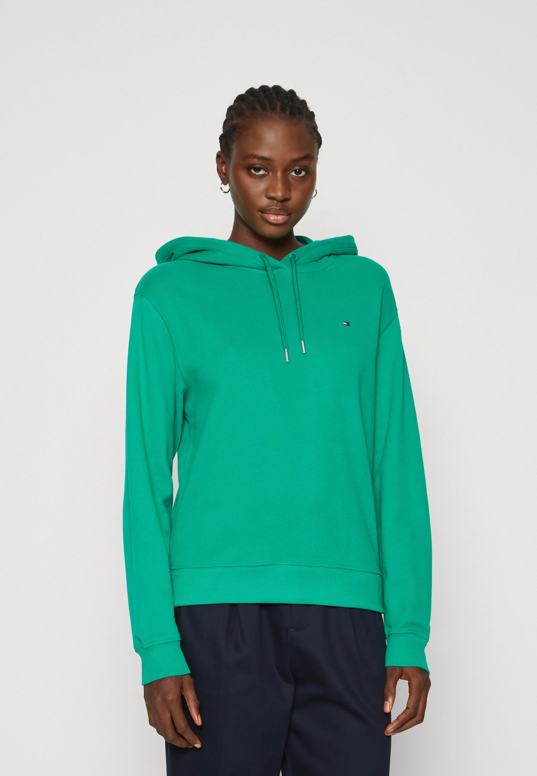 Sudadera con capucha y bandera de Tommy Hilfiger en el pecho