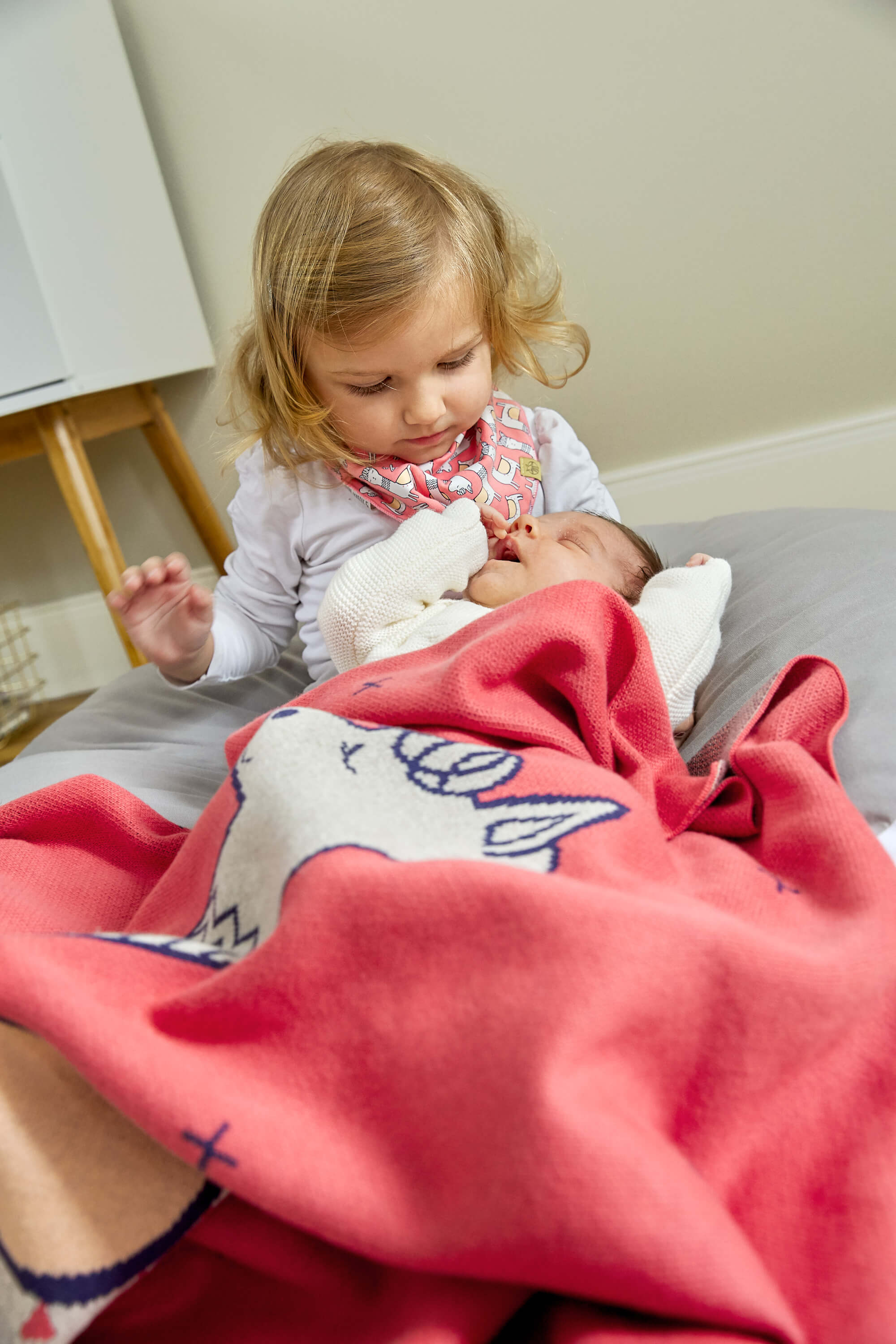 Dreieckstuch Baby - Bandana, Glama Lama Coral