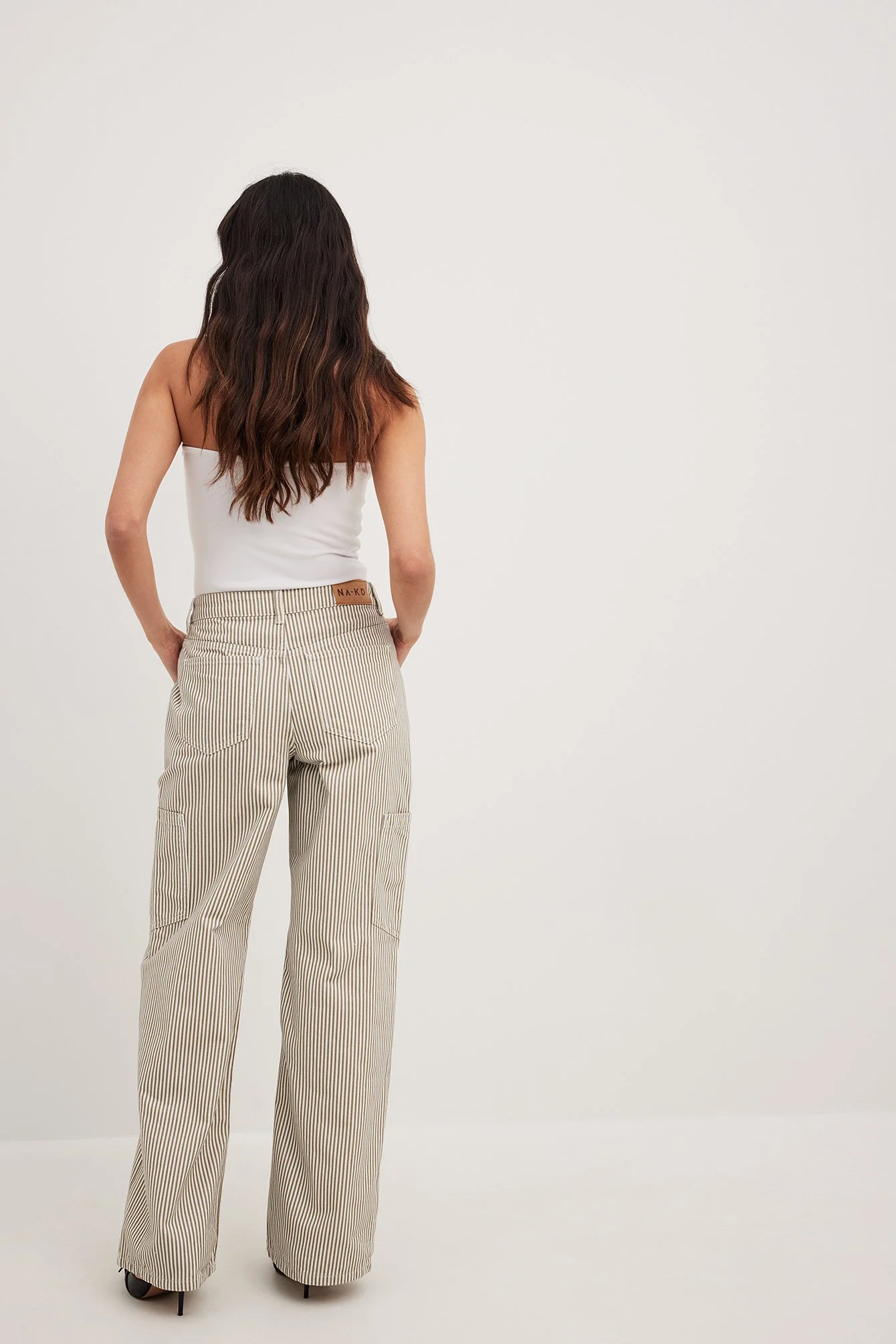 Cargo-Jeans mit weiten Beinen