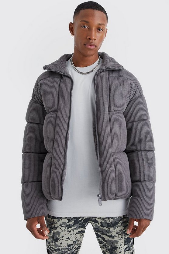 Steppjacke mit Trichterkragen