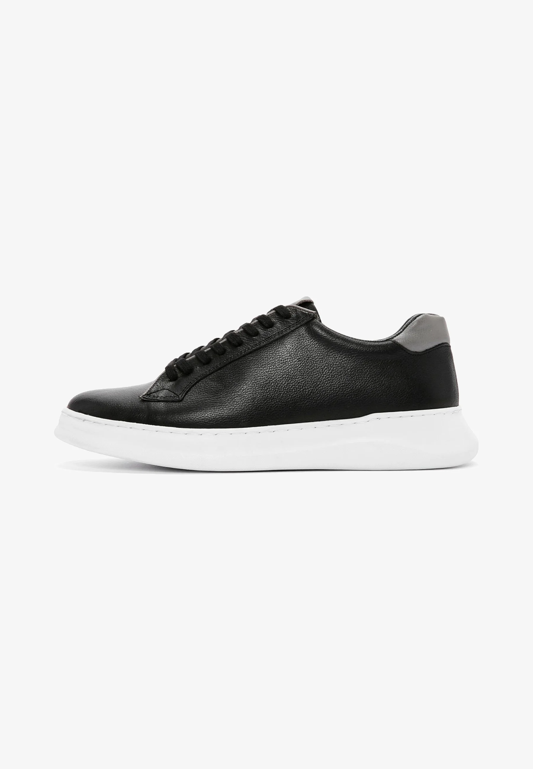 Zapatillas bajas Derimod