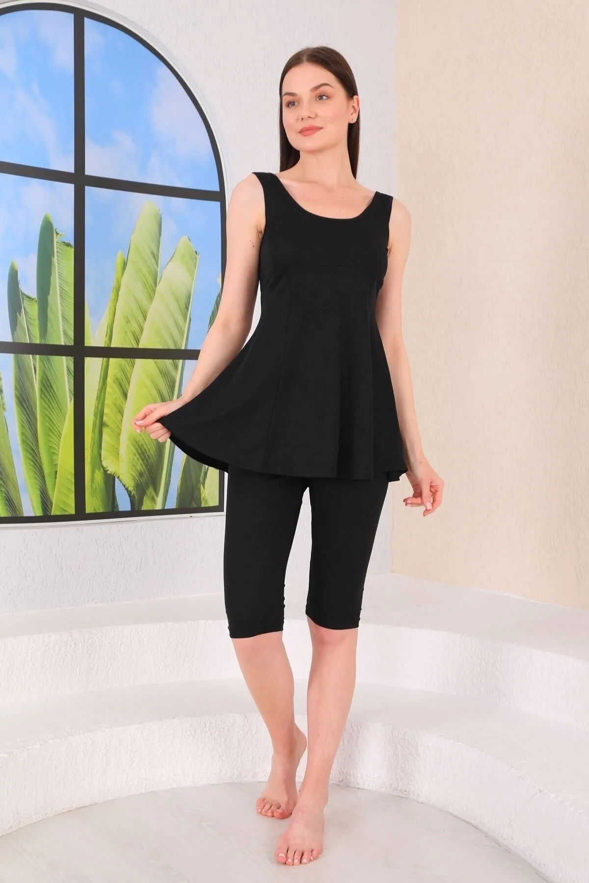medipek  Trägerstrumpfhose, halbbedecktes Kleid, teilweise Badeanzug, Schwarz