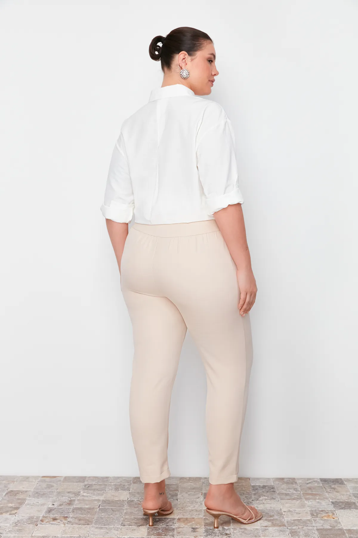 Trendyol Curve  Große Größen in Hose - Grau - Bootcut