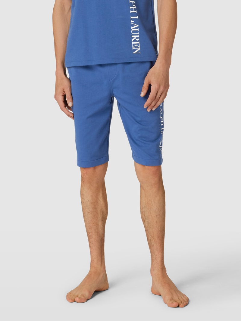 Slim Fit Sweatshorts mit Label-Print Modell 'LOOPBACK' in blau meliert