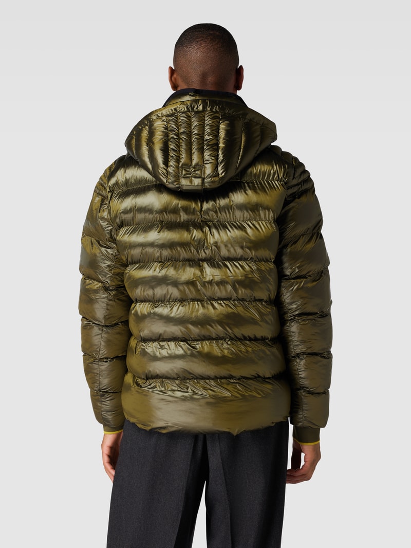 Steppjacke mit Stehkragen Modell 'BLACKJACK' in olivgrün