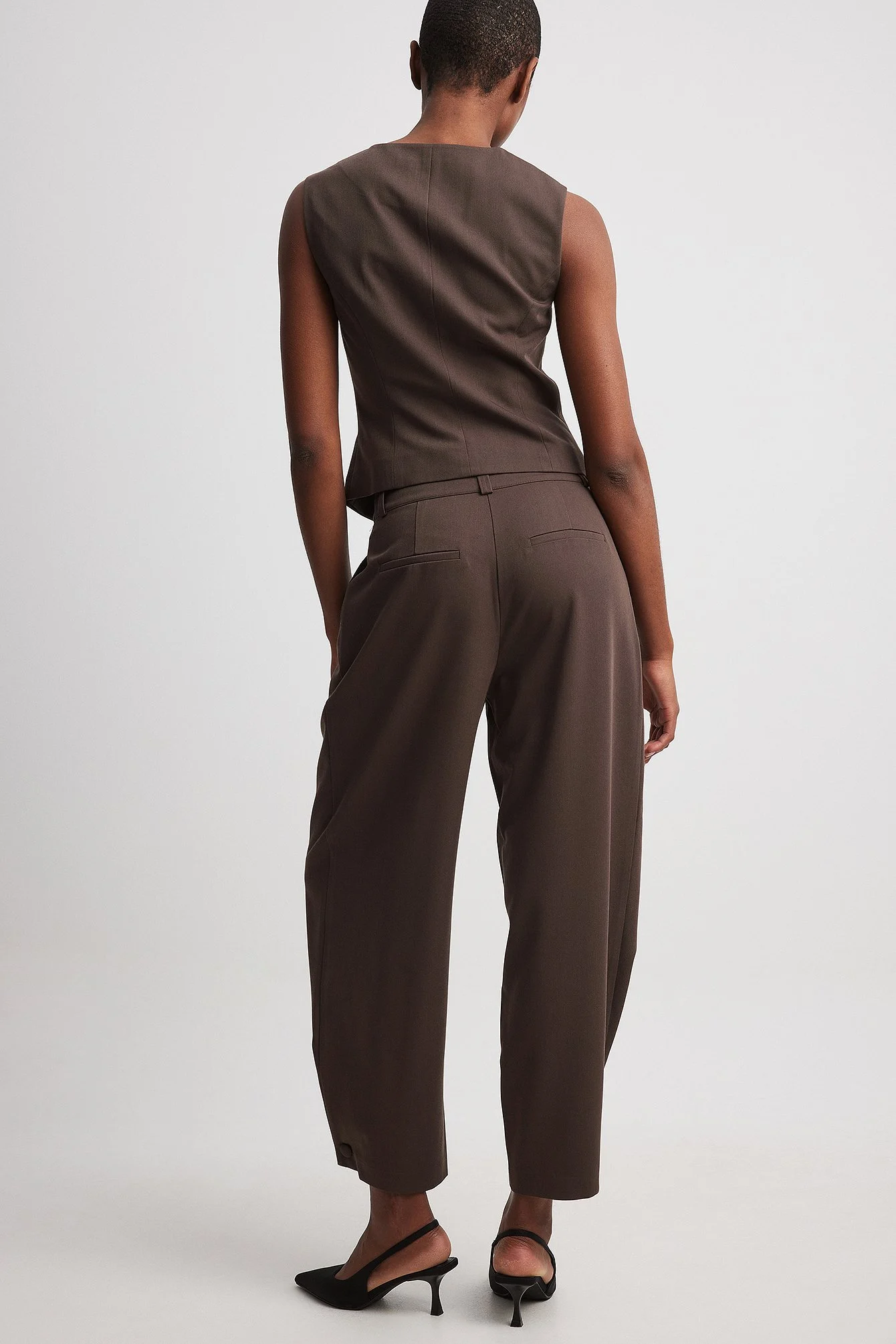 Karottenhose mit hoher Taille