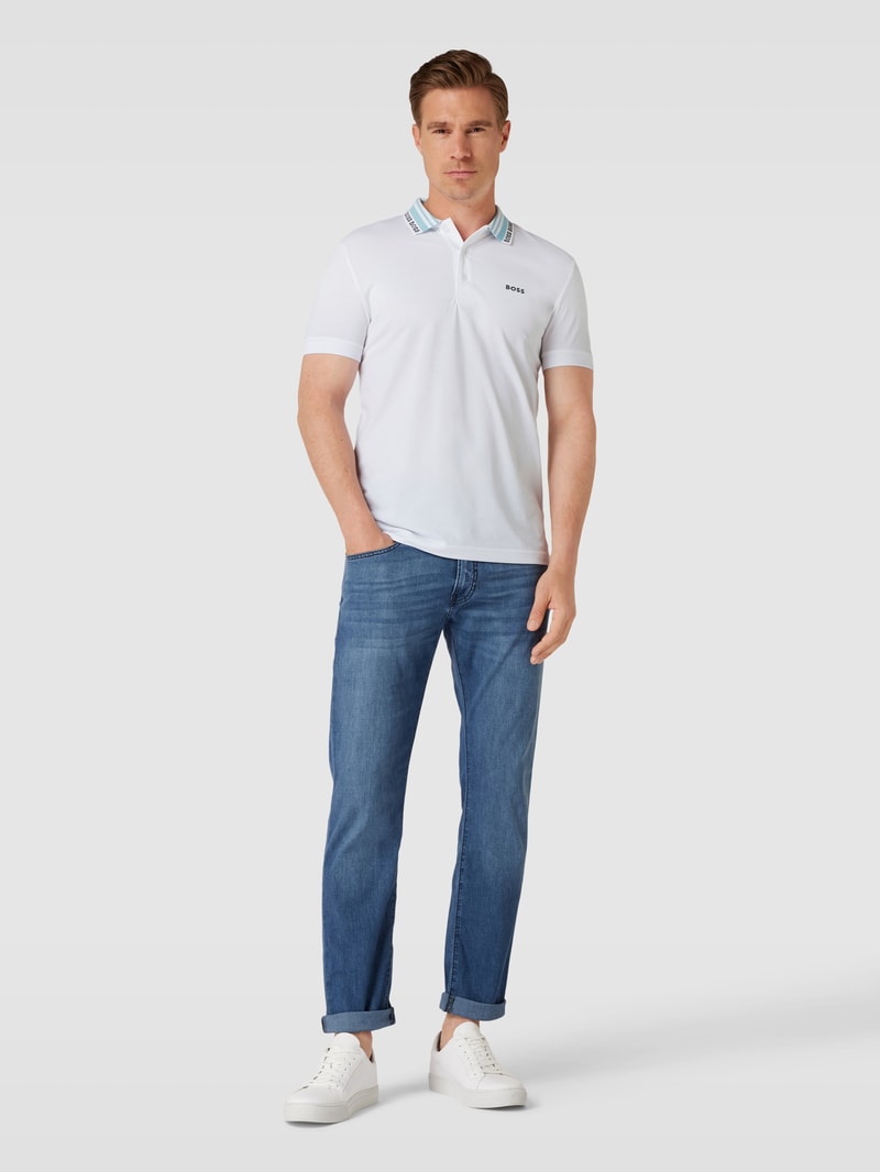 Poloshirt mit Label-Details Modell 'Paule' in weiß