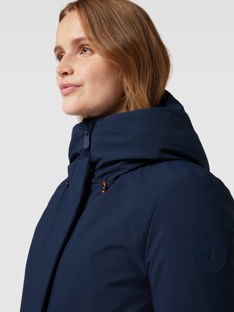 Parka mit Label-Patch Modell 'NELLIE' in marineblau