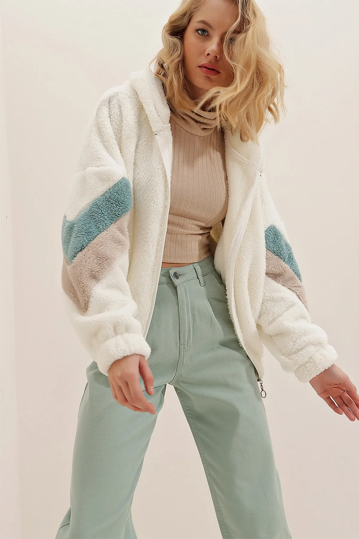 Trend Alaçatı Stili  Sweatshirt - Ecru - Oversized
