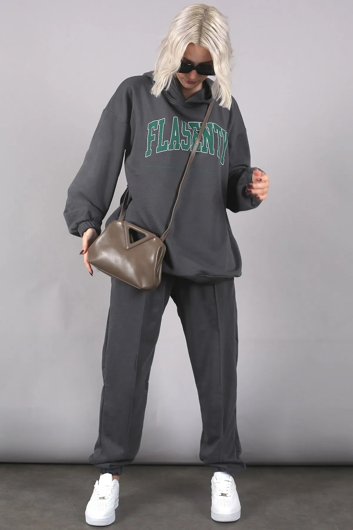 Madmext  Trainingsanzug - Grau - Relaxed Fit