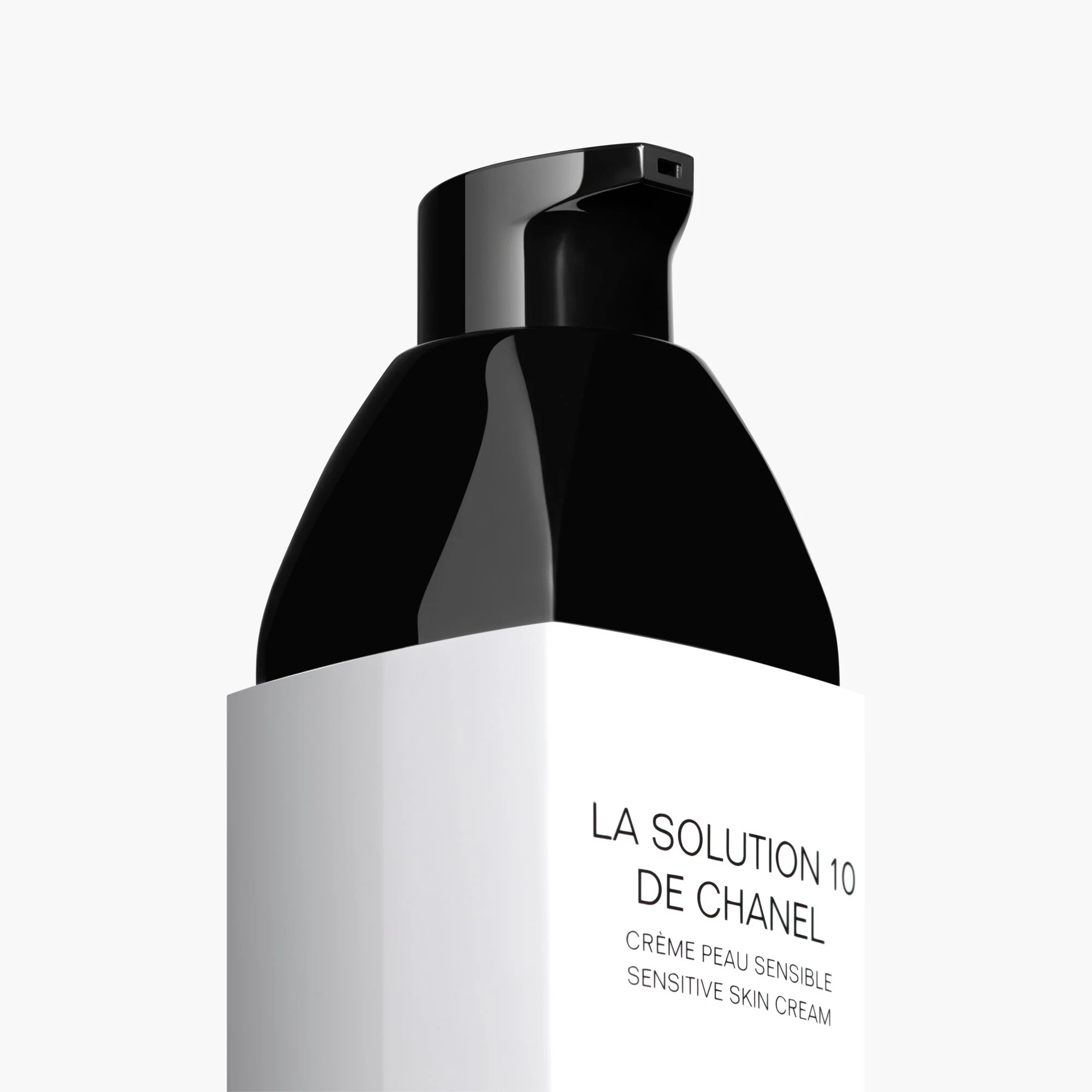 CHANEL'S SOLUTION 10 - KREMA ZA OBČUTLJIVO KOŽO