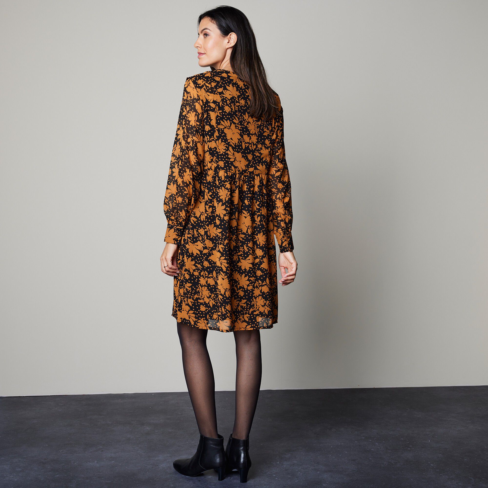 Robe voile Georgette imprimé végétal stylisé