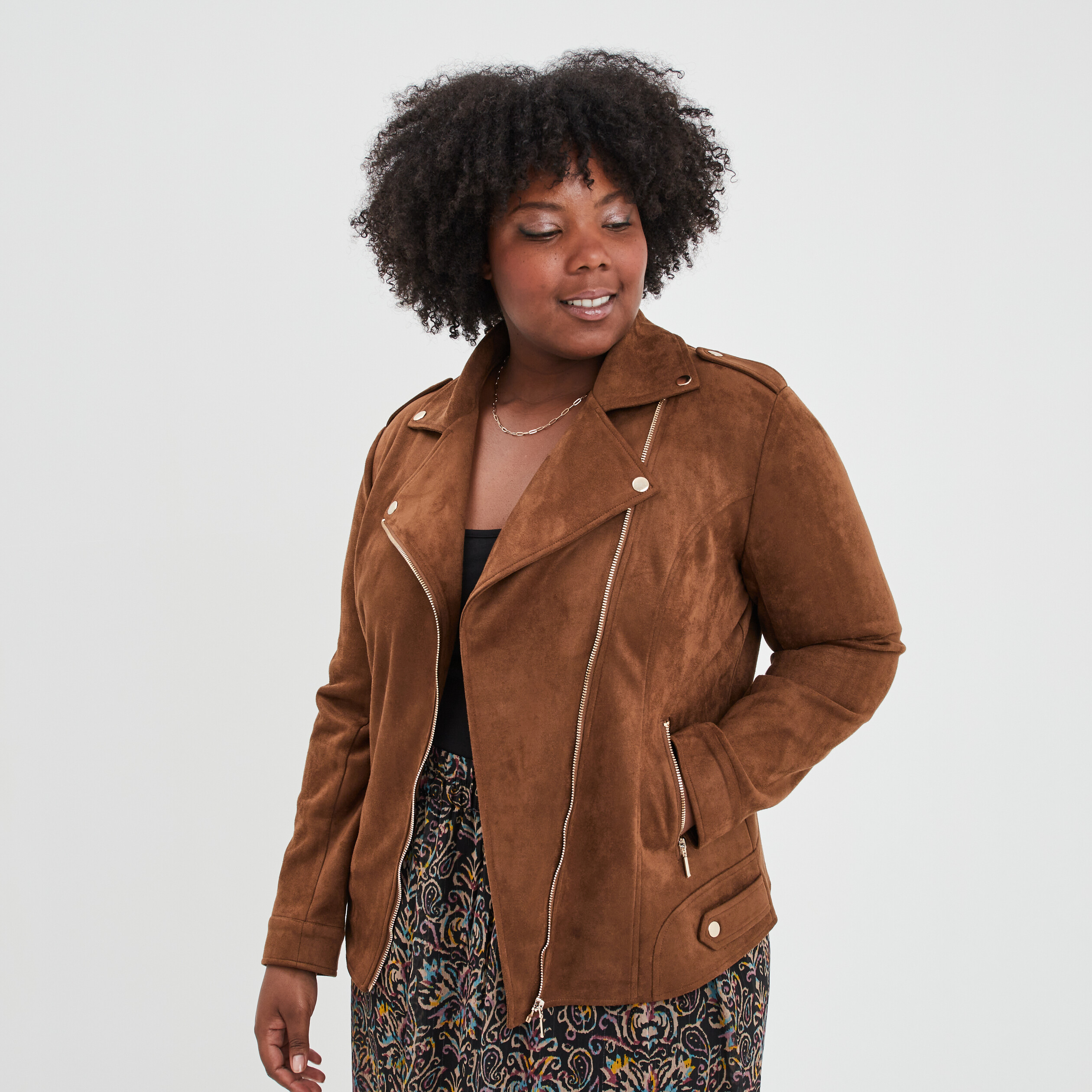 Blouson zippé effet suédine style biker marron femme grande taille | La Halle