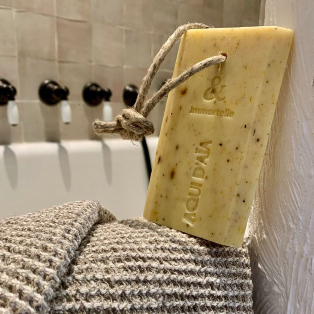 aqui d'aïa &Immortelle Savon de soin solide