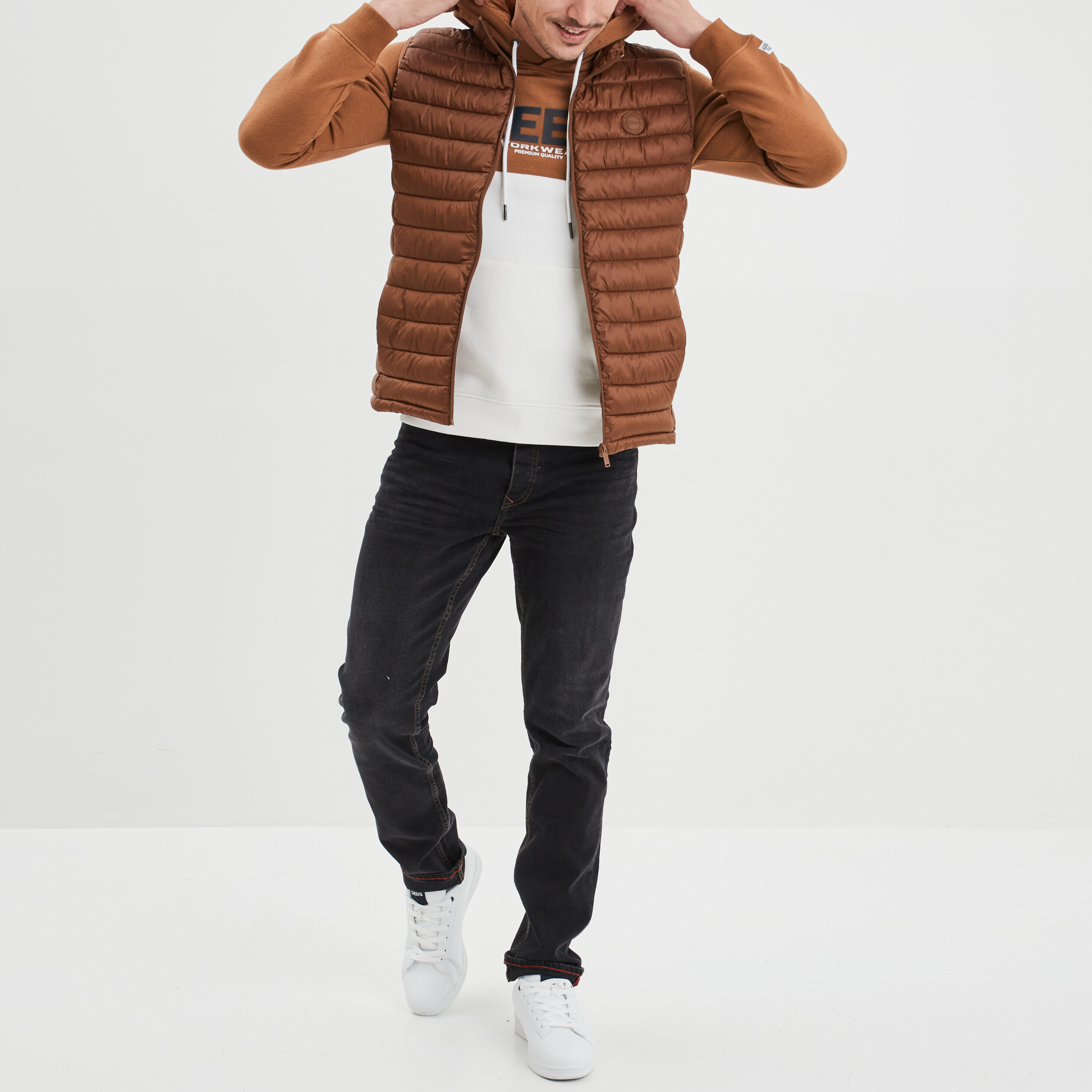 Doudoune légère zippée sans manches camel homme | La Halle