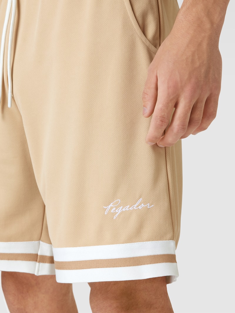Sweatshorts mit Label-Stitching Modell 'Adastra' in haselnuss braun