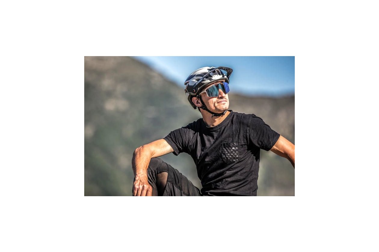 Julbo Edge Silber/Weiss - Multilayer Blau + AF