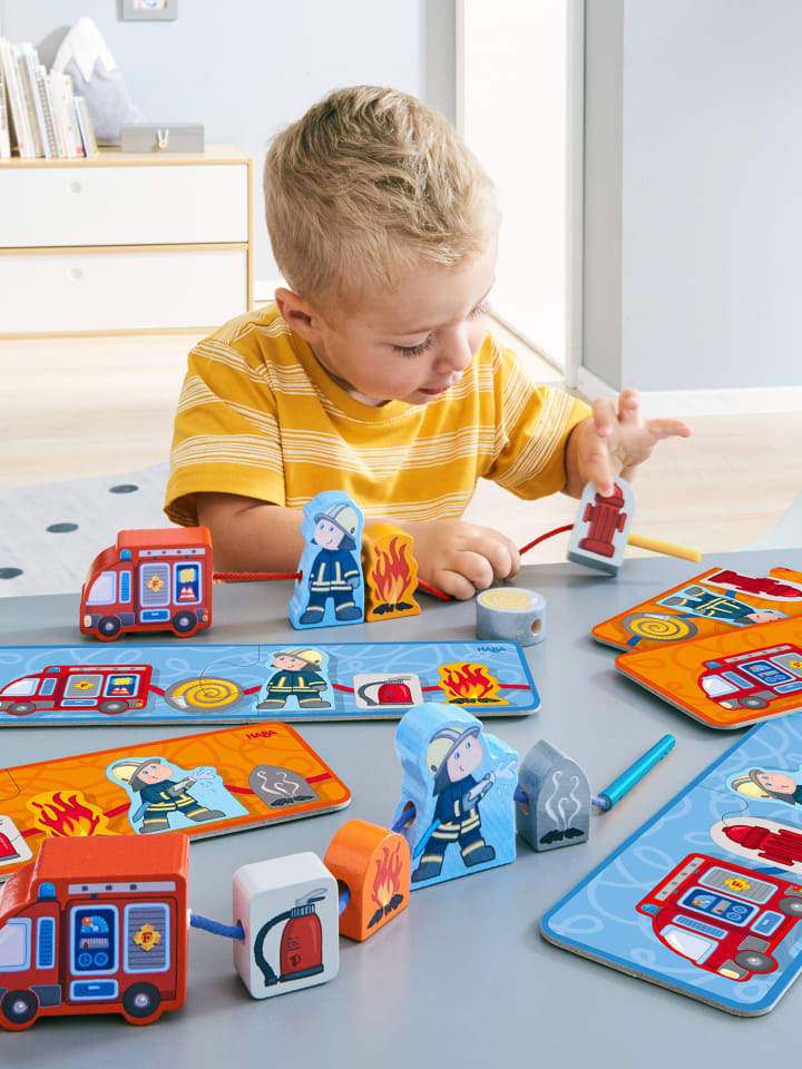 Haba Lernspielzeug Fädelspiel Feuerwehr in mehrfarbig günstig kaufen onesize