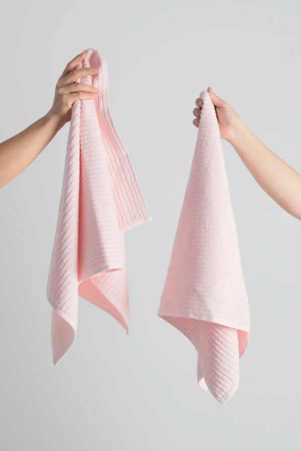 FAVORA  Nurpak Ekol 2er-Pack Hand- und Gesichtshandtücher 50x90 – Puder