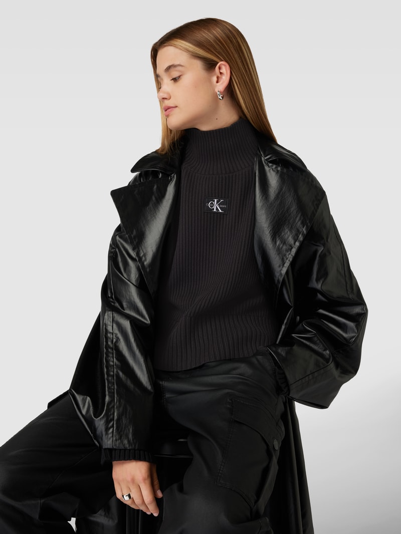 Strickpullover mit Label-Patch in black