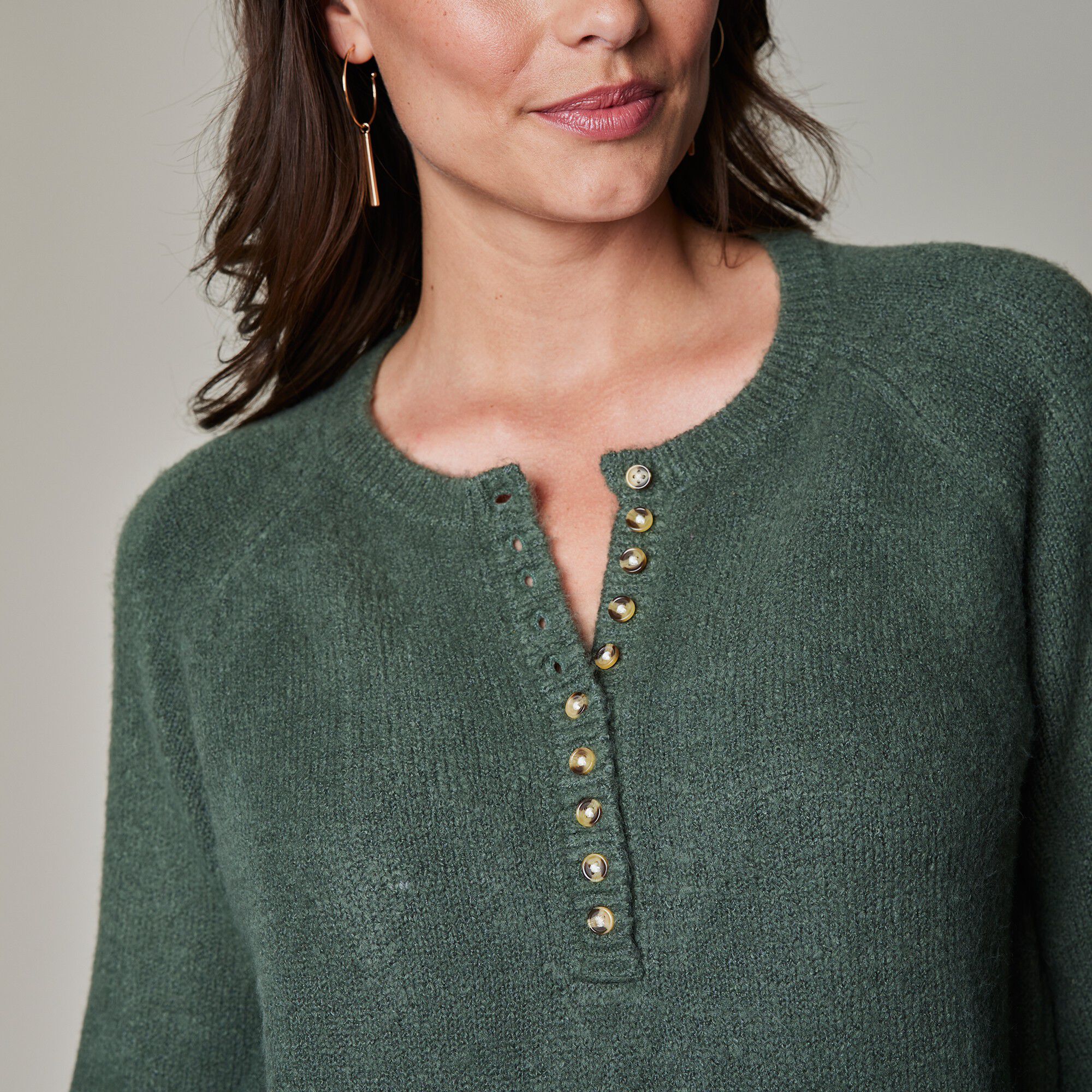 Robe-pull manches longues col boutonné