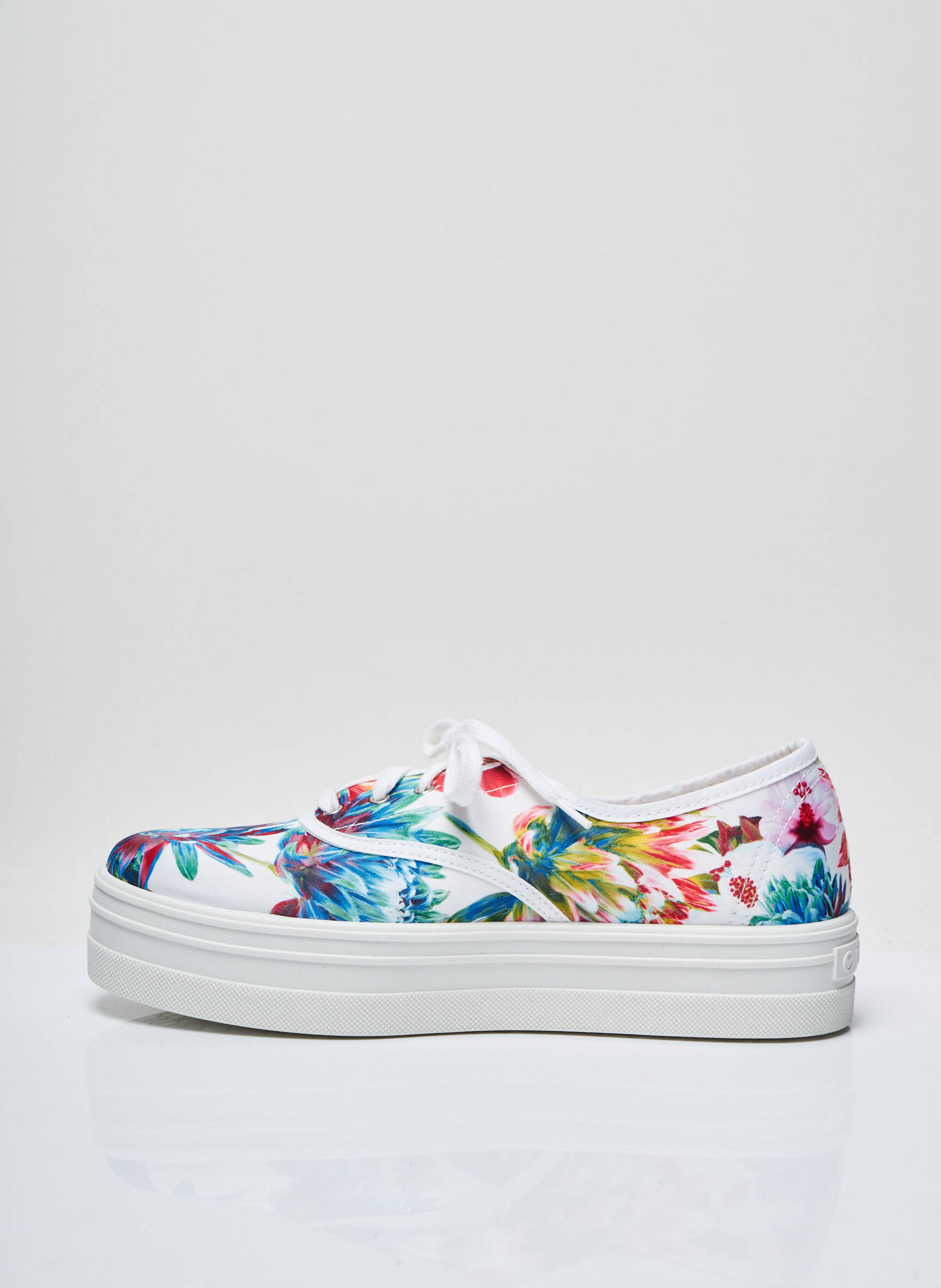 Victoria Baskets Femme couleur blanc