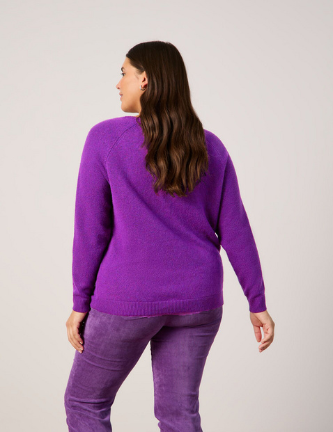 Wärmender Basic Pullover mit V-Ausschnitt